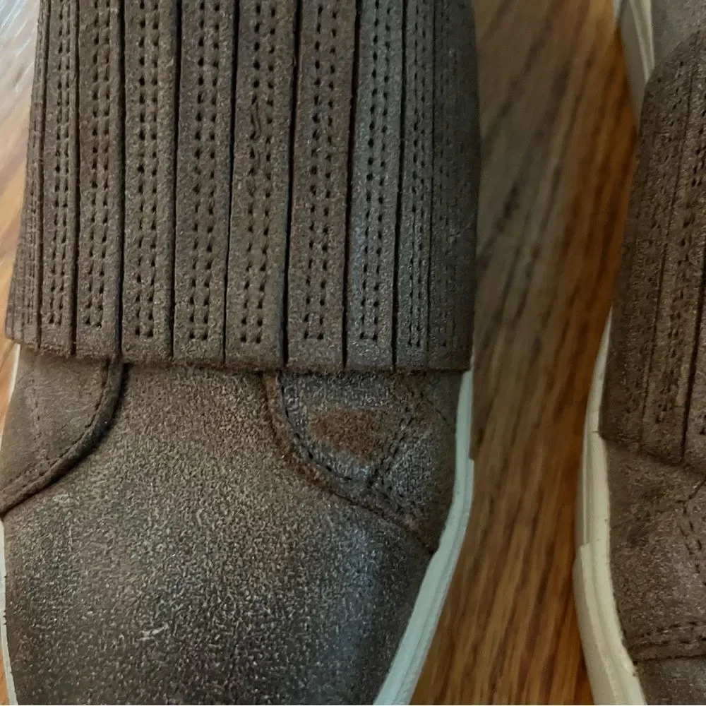 Frye | Women's Ivy Gore Distressed Leather Slip-On Sneakers in Brown Size 9